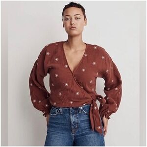 Madewell Embroidered Daisy Gauze Wrap Top Mahogany Brown XS NF034
